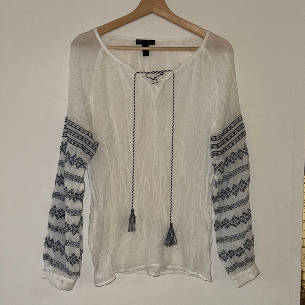 Women's White and Blue Bohemian Top